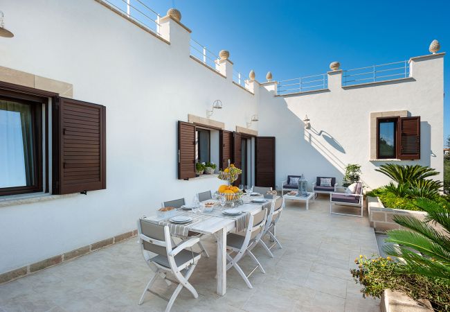 Villa in Misiliscemi - Splendid villa with pool and private wellness area. Non far from the sea Villa in Misiliscemi - Splendid villa with pool and private wellness area. Non far from the sea