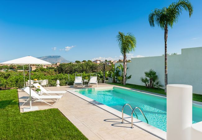 Villa in Misiliscemi - Splendid villa with pool and private wellness area. Non far from the sea Villa in Misiliscemi - Splendid villa with pool and private wellness area. Non far from the sea