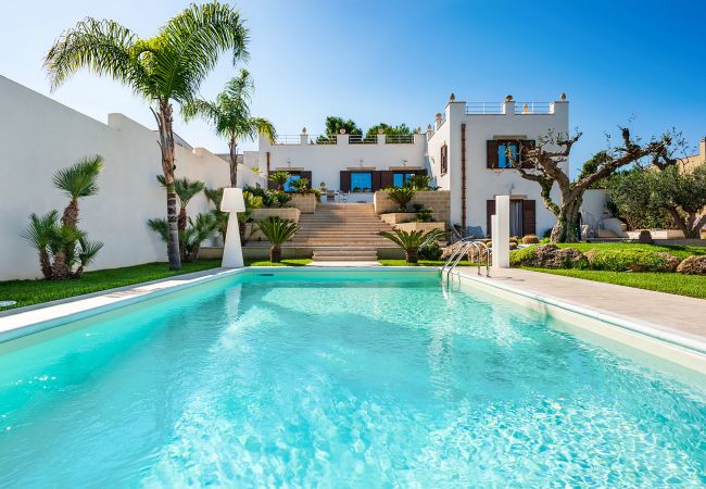 Villa in Misiliscemi - Splendid villa with pool and private wellness area. Non far from the sea Villa in Misiliscemi - Splendid villa with pool and private wellness area. Non far from the sea