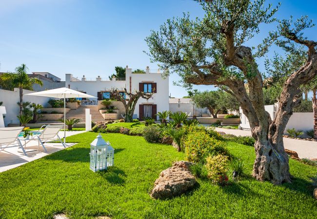 Villa in Misiliscemi - Splendid villa with pool and private wellness area. Non far from the sea Villa in Misiliscemi - Splendid villa with pool and private wellness area. Non far from the sea