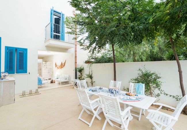 House in San Vito Lo Capo - Beautiful house with terrace, 80 metres from the beasch of San Vito lo Capo, Sicily House in San Vito Lo Capo - Beautiful house with terrace, 80 metres from the beasch of San Vito lo Capo, Sicily