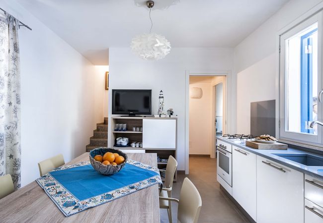 House in San Vito Lo Capo - Beautiful house with terrace, 80 metres from the beasch of San Vito lo Capo, Sicily House in San Vito Lo Capo - Beautiful house with terrace, 80 metres from the beasch of San Vito lo Capo, Sicily