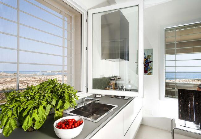 Villa in Portopalo di Capo Passero - Beach front villa, private pool, Portopalo, Sicily Villa in Portopalo di Capo Passero - Beach front villa, private pool, Portopalo, Sicily