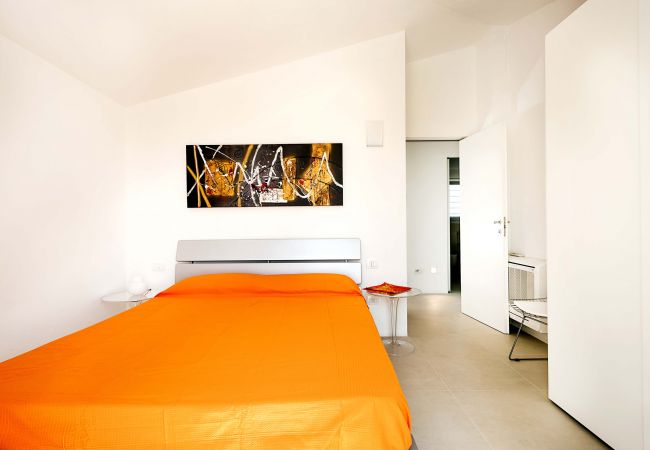 Villa in Portopalo di Capo Passero - Beach front villa, private pool, Portopalo, Sicily Villa in Portopalo di Capo Passero - Beach front villa, private pool, Portopalo, Sicily