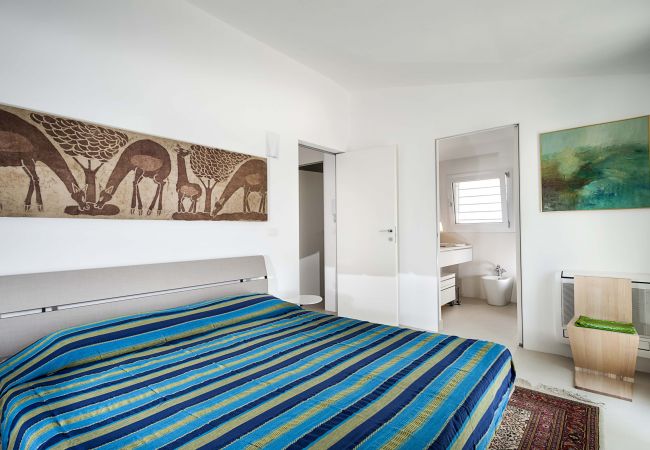 Villa in Portopalo di Capo Passero - Beach front villa, private pool, Portopalo, Sicily Villa in Portopalo di Capo Passero - Beach front villa, private pool, Portopalo, Sicily