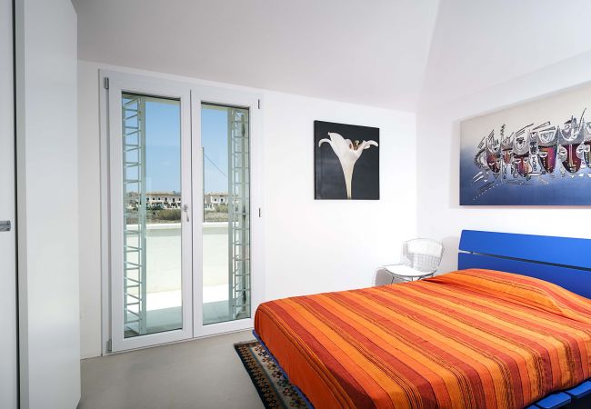 Villa in Portopalo di Capo Passero - Beach front villa, private pool, Portopalo, Sicily Villa in Portopalo di Capo Passero - Beach front villa, private pool, Portopalo, Sicily