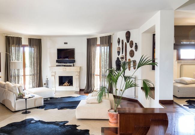 Villa in Siracusa - Villa with private pool in Syracuse, Sicily Villa in Siracusa - Villa with private pool in Syracuse, Sicily