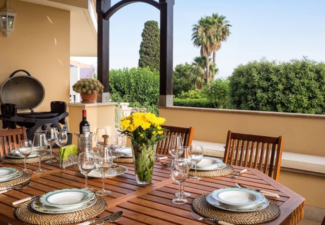 Villa in Siracusa - Villa with private pool in Syracuse, Sicily Villa in Siracusa - Villa with private pool in Syracuse, Sicily