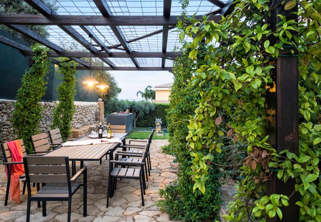 Villa in Siracusa - Villa with private pool in Syracuse, Sicily Villa in Siracusa - Villa with private pool in Syracuse, Sicily