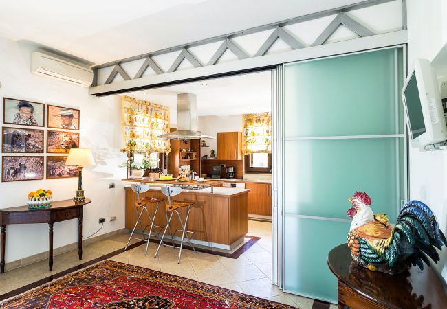 Villa in Siracusa - Villa with private pool in Syracuse, Sicily Villa in Siracusa - Villa with private pool in Syracuse, Sicily