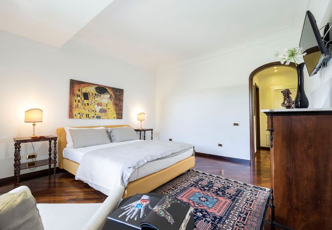 Villa in Siracusa - Villa with private pool in Syracuse, Sicily Villa in Siracusa - Villa with private pool in Syracuse, Sicily