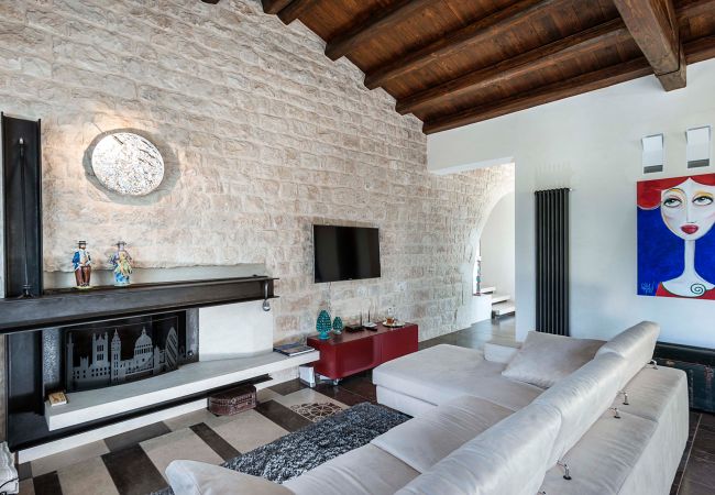 Villa in Rosolini - Country house with private pool Villa in Rosolini - Country house with private pool