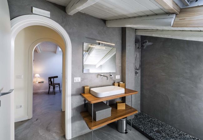 Villa in Santa Tecla di Acireale - Villa with Jacuzzi, direct access to the sea,  Santa Tecla, Sicily Villa in Santa Tecla di Acireale - Villa with Jacuzzi, direct access to the sea,  Santa Tecla, Sicily