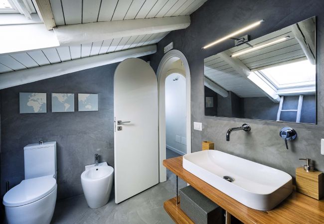 Villa in Santa Tecla di Acireale - Villa with Jacuzzi, direct access to the sea,  Santa Tecla, Sicily Villa in Santa Tecla di Acireale - Villa with Jacuzzi, direct access to the sea,  Santa Tecla, Sicily