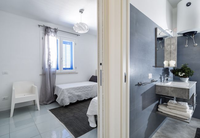 Apartment in San Vito Lo Capo - Apartment with terrace, 80 metres from the beasch of San Vito lo Capo, Sicily Apartment in San Vito Lo Capo - Apartment with terrace, 80 metres from the beasch of San Vito lo Capo, Sicily