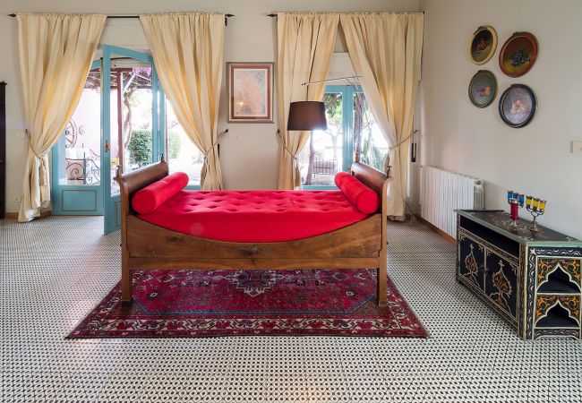 Villa in Taormina - Premium villa with pool in Taormina, Sicily - 10 pax Villa in Taormina - Premium villa with pool in Taormina, Sicily - 10 pax