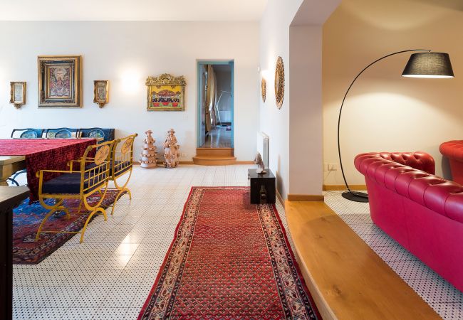 Villa in Taormina - Premium villa with pool in Taormina, Sicily - 10 pax Villa in Taormina - Premium villa with pool in Taormina, Sicily - 10 pax