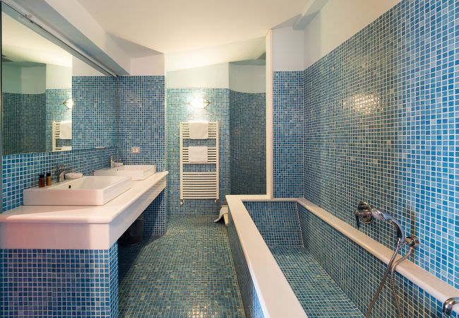 Villa in Taormina - Premium villa with pool in Taormina, Sicily - 10 pax Villa in Taormina - Premium villa with pool in Taormina, Sicily - 10 pax