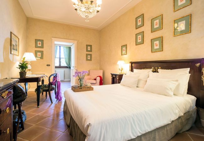 Villa in Siracusa - Four Seasons Villa in Syracuse, Sicily Villa in Siracusa - Four Seasons Villa in Syracuse, Sicily