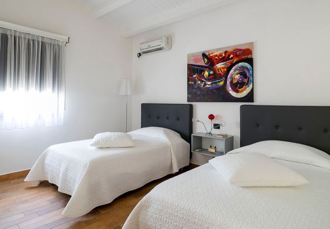 Villa in Agrigento - Splendid villa with pool, wellness area, football pitch in Agrigento - 14 pax Villa in Agrigento - Splendid villa with pool, wellness area, football pitch in Agrigento - 14 pax