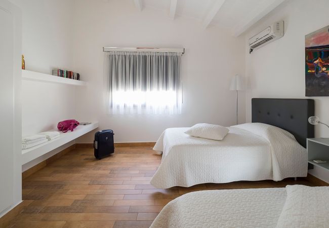 Villa in Agrigento - Splendid villa with pool, wellness area, football pitch in Agrigento - 14 pax Villa in Agrigento - Splendid villa with pool, wellness area, football pitch in Agrigento - 14 pax