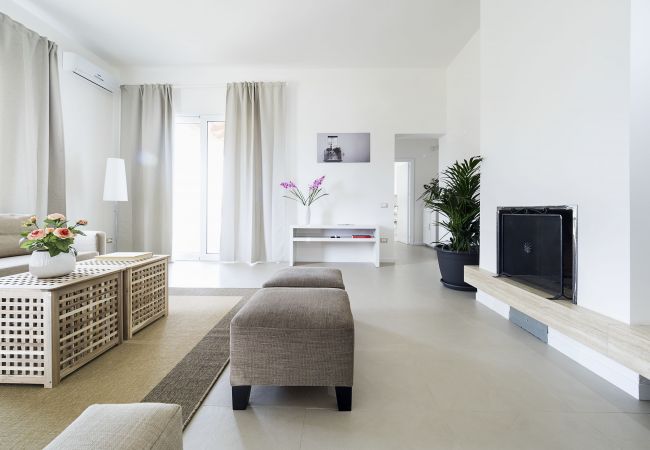 Villa in Marsala - Villa with pool by the sea, Marsala, Sicily Villa in Marsala - Villa with pool by the sea, Marsala, Sicily