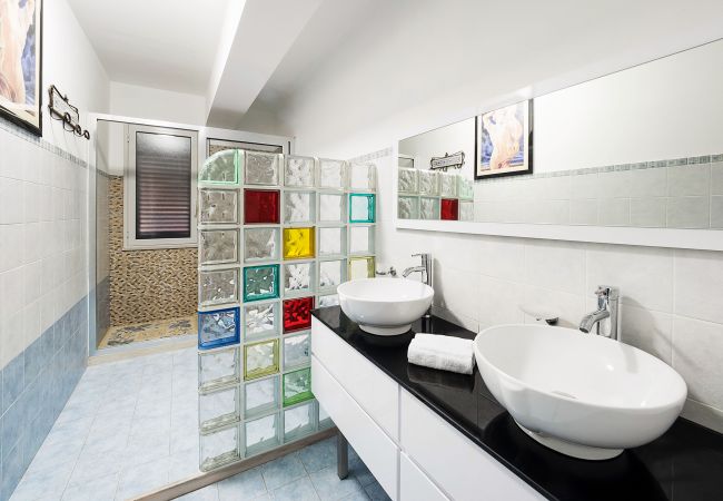 Villa in Letojanni - Premium villa with pool in Taormina, Sicily - 8 pax Villa in Letojanni - Premium villa with pool in Taormina, Sicily - 8 pax