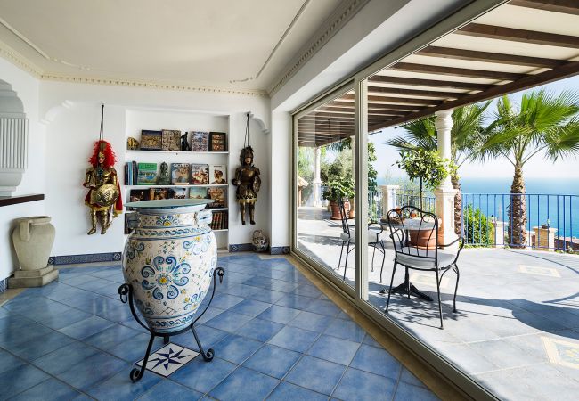 Villa in Letojanni - Premium villa with pool in Taormina, Sicily - 8 pax Villa in Letojanni - Premium villa with pool in Taormina, Sicily - 8 pax