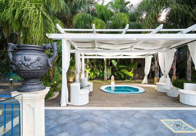 Villa in Letojanni - Premium villa with pool in Taormina, Sicily - 8 pax Villa in Letojanni - Premium villa with pool in Taormina, Sicily - 8 pax