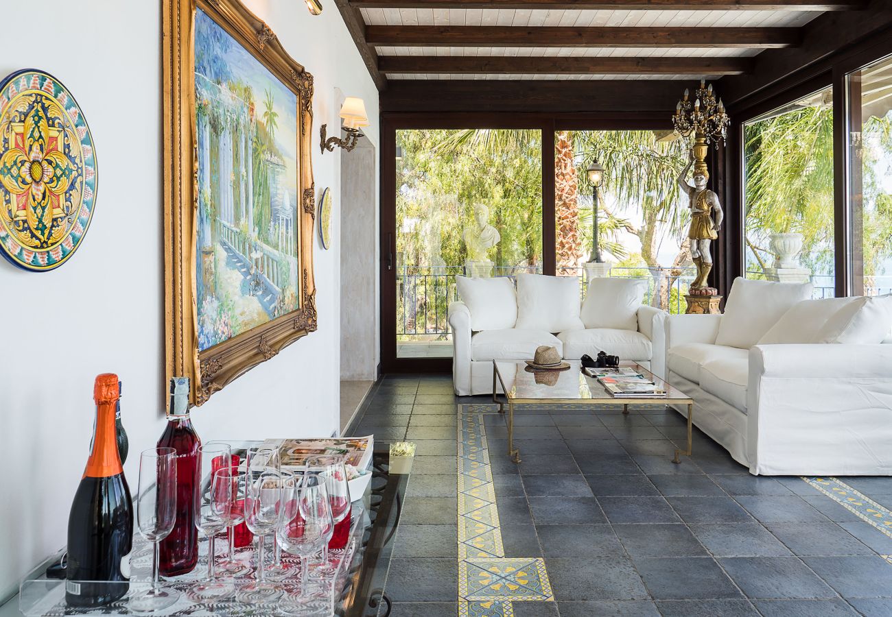 Villa in Letojanni - Premium villa with pool in Taormina, Sicily - 8 pax Villa in Letojanni - Premium villa with pool in Taormina, Sicily - 8 pax