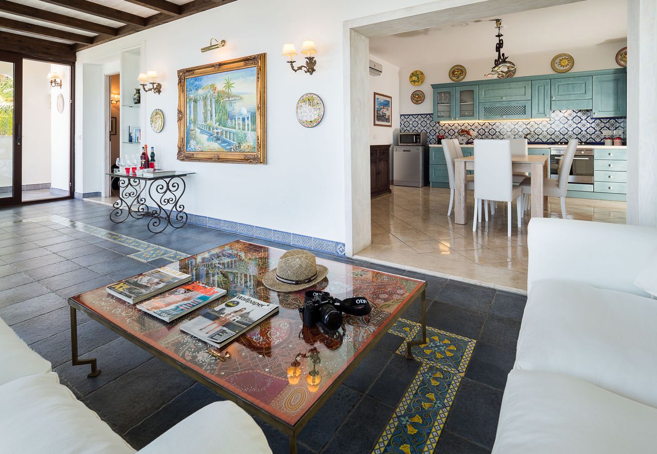 Villa in Letojanni - Premium villa with pool in Taormina, Sicily - 8 pax Villa in Letojanni - Premium villa with pool in Taormina, Sicily - 8 pax