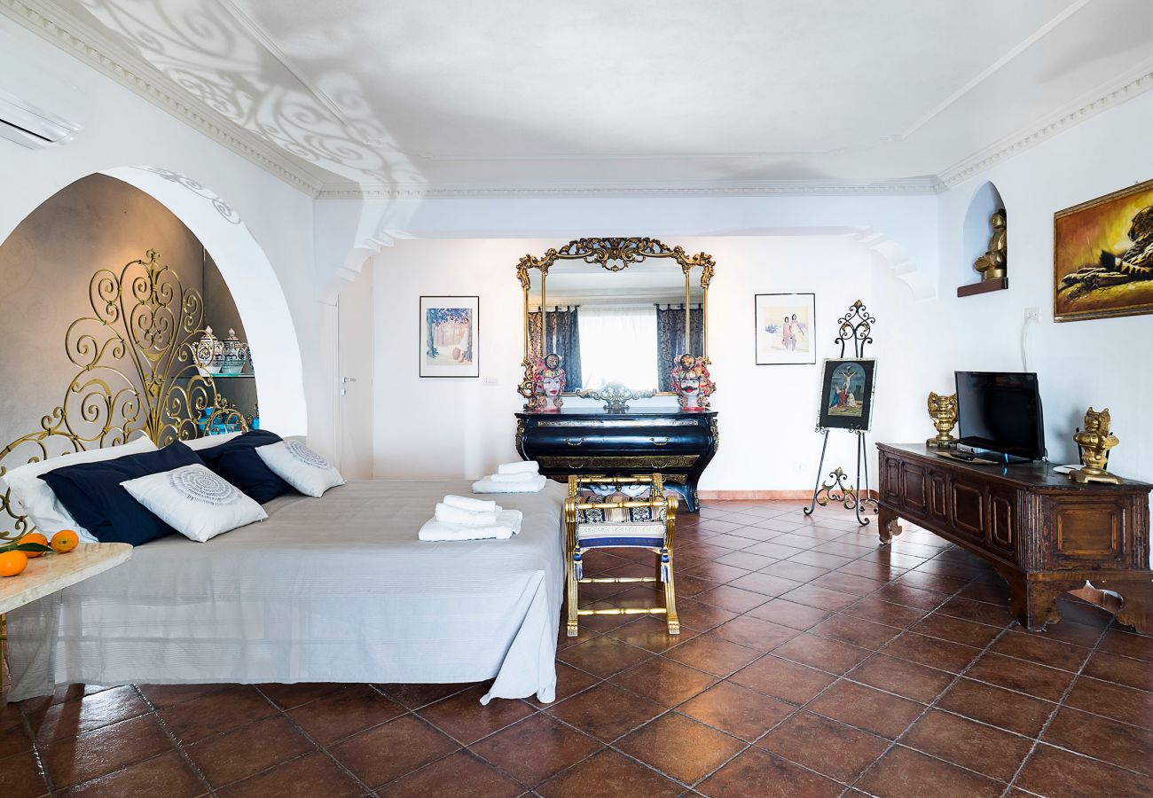 Villa in Letojanni - Premium villa with pool in Taormina, Sicily - 8 pax Villa in Letojanni - Premium villa with pool in Taormina, Sicily - 8 pax