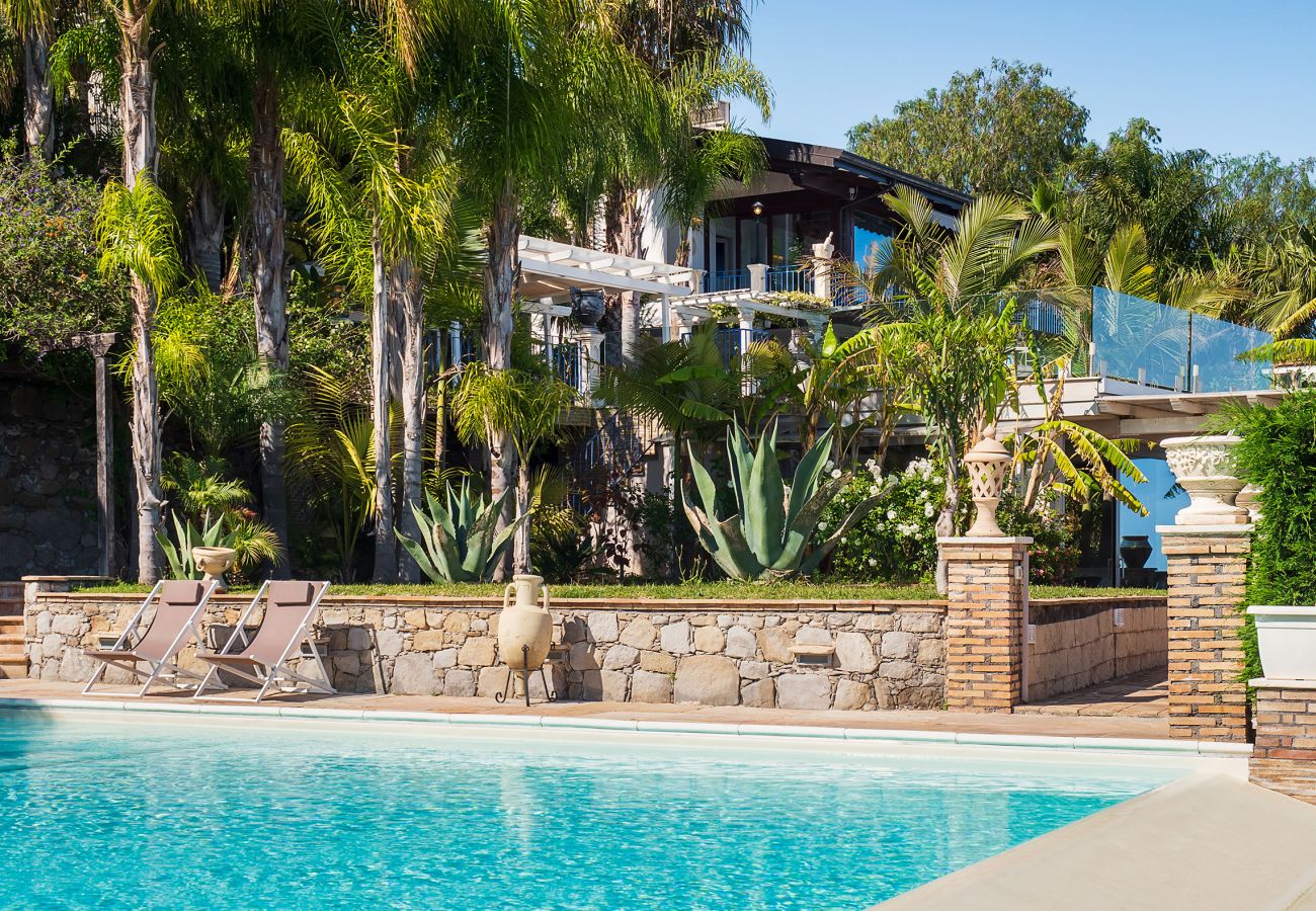 Villa in Letojanni - Premium villa with pool in Taormina, Sicily - 8 pax Villa in Letojanni - Premium villa with pool in Taormina, Sicily - 8 pax