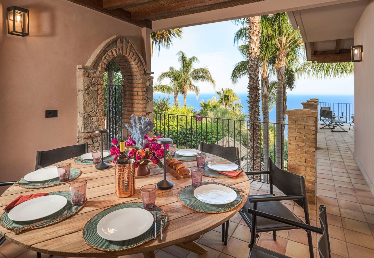 Villa in Letojanni - Premium villa with pool in Taormina, Sicily - 8 pax