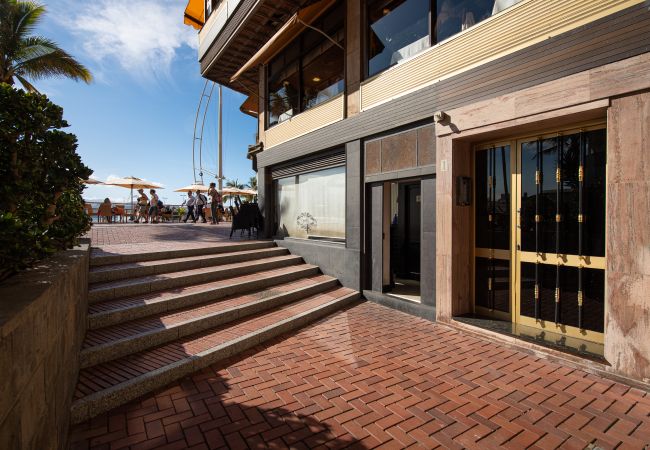 House in Las Palmas de Gran Canaria - Lovely balcony sea views By CanariasGetaway  House in Las Palmas de Gran Canaria - Lovely balcony sea views By CanariasGetaway