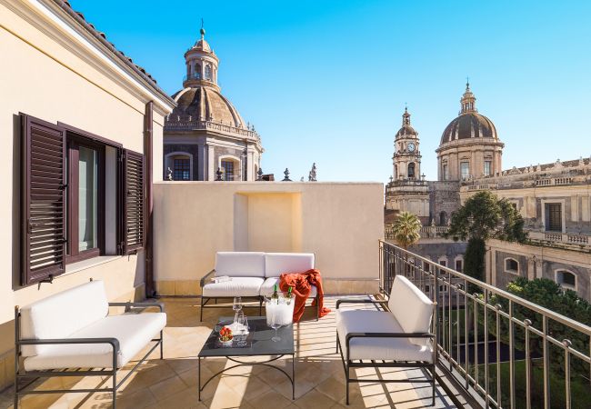 Apartment in Catania - Luxury apartment with terrace in the historical centre of Catania, Sicily Apartment in Catania - Luxury apartment with terrace in the historical centre of Catania, Sicily