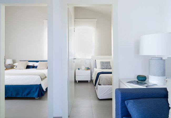 Villa in Siracusa - Design sea front villa with mini pool  in Fontane Bianche, Sicily Villa in Siracusa - Design sea front villa with mini pool  in Fontane Bianche, Sicily