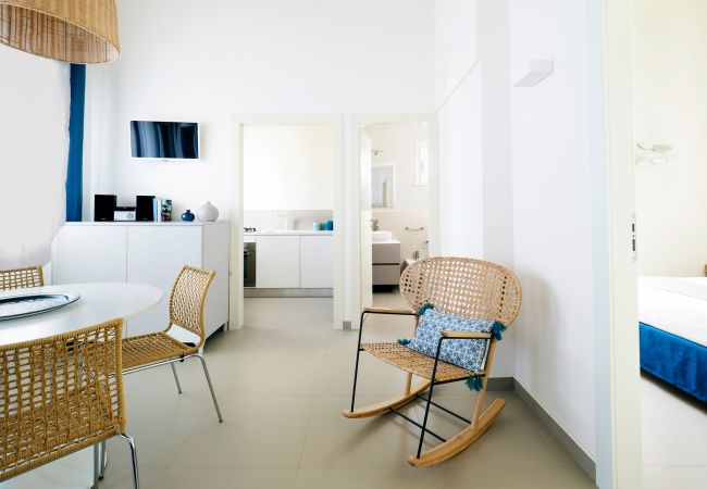 Villa in Siracusa - Design sea front villa with mini pool  in Fontane Bianche, Sicily Villa in Siracusa - Design sea front villa with mini pool  in Fontane Bianche, Sicily