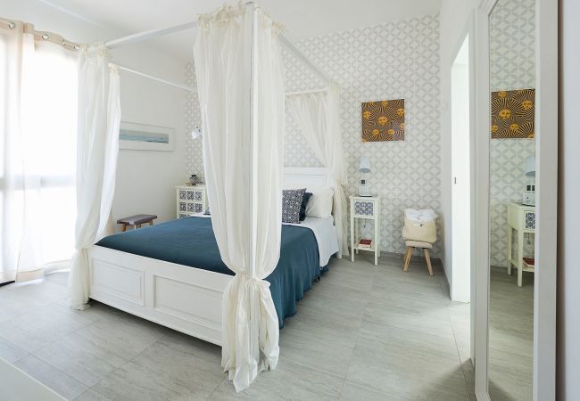 Villa in Noto - Seafront villa with pool near Syracuse, Sicily - Rosmarino - 6 pax Villa in Noto - Seafront villa with pool near Syracuse, Sicily - Rosmarino - 6 pax