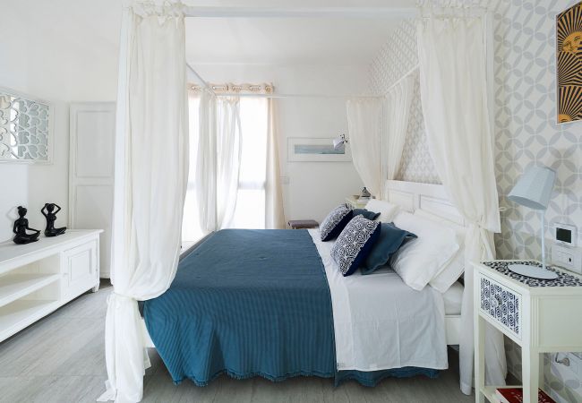 Villa in Noto - Seafront villa with pool near Syracuse, Sicily - Rosmarino - 6 pax Villa in Noto - Seafront villa with pool near Syracuse, Sicily - Rosmarino - 6 pax