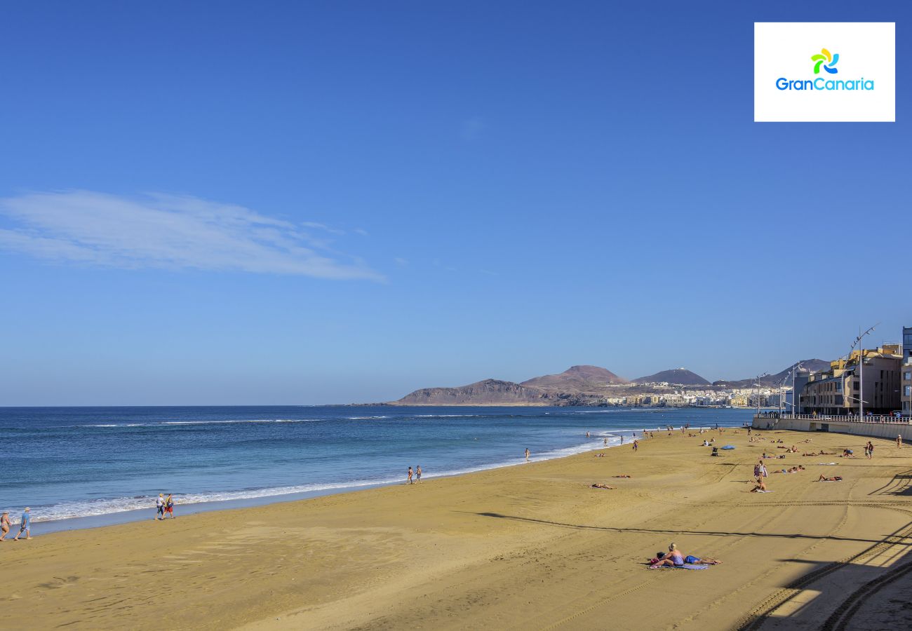 Studio in Las Palmas de Gran Canaria - Comfy on the beach By CanariasGetaway