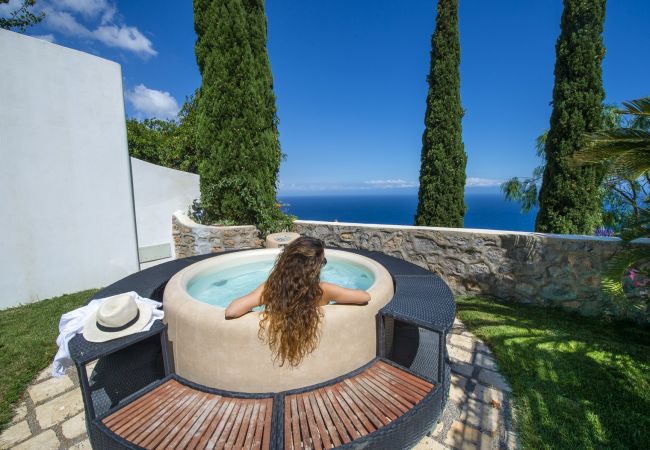 House in Praiano - Casa Elena - In the center of Praiano, Parking & Panoramic Hot tub House in Praiano - Casa Elena - In the center of Praiano, Parking & Panoramic Hot tub