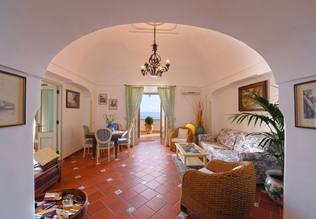 House in Praiano - Casa Elena - In the center of Praiano, Parking & Panoramic Hot tub House in Praiano - Casa Elena - In the center of Praiano, Parking & Panoramic Hot tub
