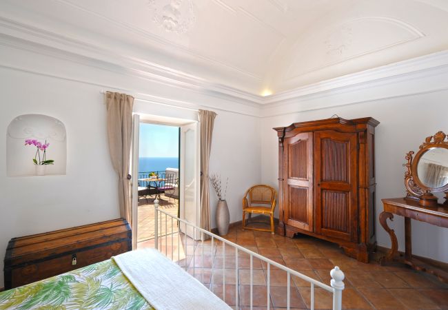 House in Praiano - Casale Fralisa - Marvelous terrace and hot tub with sea view House in Praiano - Casale Fralisa - Marvelous terrace and hot tub with sea view