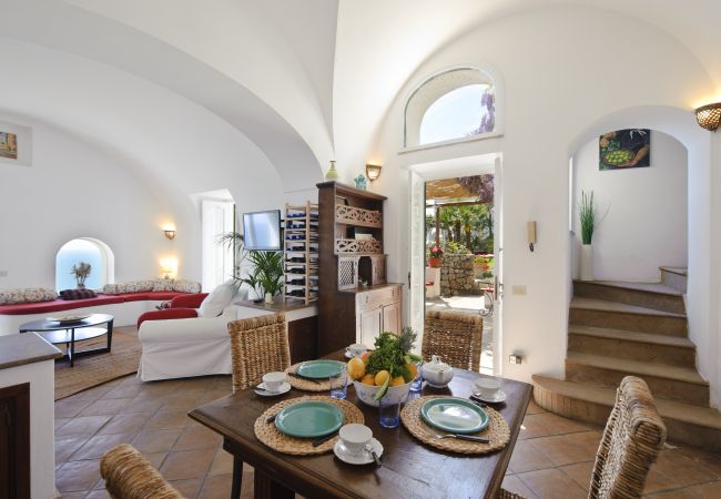 House in Praiano - Casale Fralisa - Marvelous terrace and hot tub with sea view House in Praiano - Casale Fralisa - Marvelous terrace and hot tub with sea view
