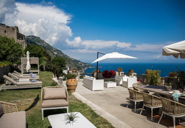 Villa/Dettached house in Praiano - Villa Panorama - Pool overlooking the sea and Sauna