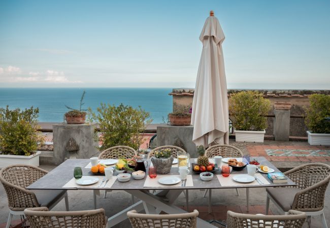 Villa in Praiano - Villa Panorama - Pool overlooking the sea and Sauna