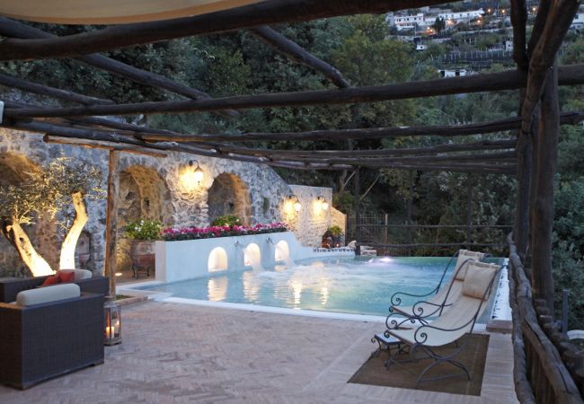 Villa in Amalfi - Villa Alba di Amalfi - With infinity pool and sea Villa in Amalfi - Villa Alba di Amalfi - With infinity pool and sea