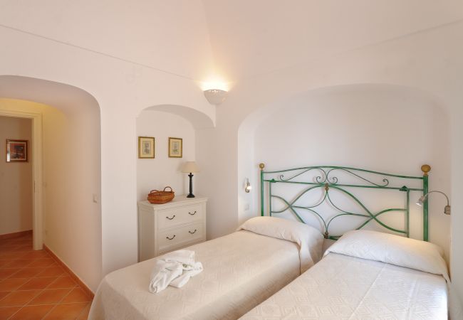Villa in Praiano - Casa Alessia - Big terrace on the sea, ideal for large families Villa in Praiano - Casa Alessia - Big terrace on the sea, ideal for large families