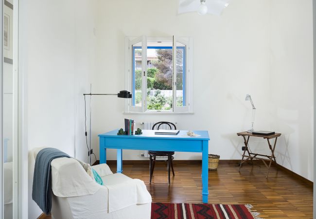 Villa in Augusta - Seafront villa with pool in the Noto Valley, Sicily South-East - 8 pax Villa in Augusta - Seafront villa with pool in the Noto Valley, Sicily South-East - 8 pax